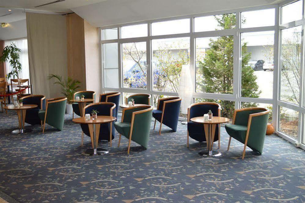 Ramada By Wyndham Hannover Messe Laatzen Exterior photo